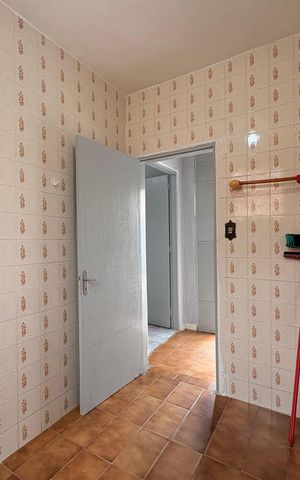 Casa para alugar com 107m², 2 quartos e 1 vaga Casa para alugar com 107m², 2 quartos e 1 vagaBanheiro