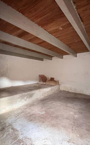 Casa para alugar com 107m², 2 quartos e 1 vaga Casa para alugar com 107m², 2 quartos e 1 vagaPorão