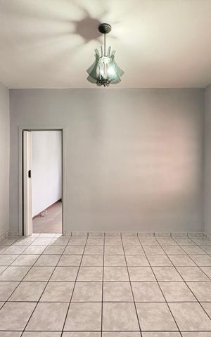 Casa para alugar com 107m², 2 quartos e 1 vaga Casa para alugar com 107m², 2 quartos e 1 vagaSala