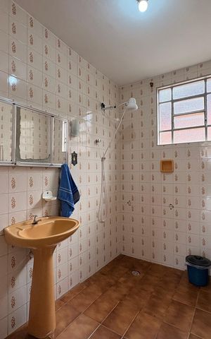 Casa para alugar com 107m², 2 quartos e 1 vaga Casa para alugar com 107m², 2 quartos e 1 vagaBanheiro