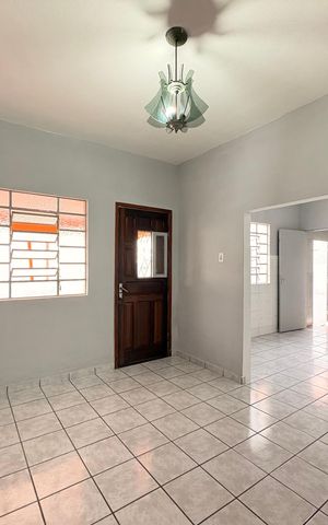 Casa para alugar com 107m², 2 quartos e 1 vaga Casa para alugar com 107m², 2 quartos e 1 vagaSala