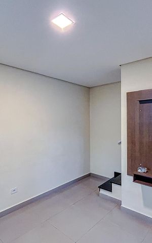 Casa para alugar com 70m², 2 quartos e 2 vagasSala