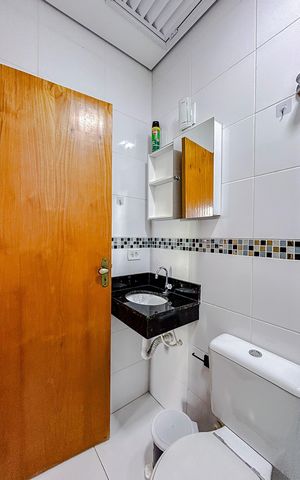 Casa para alugar com 70m², 2 quartos e 2 vagasBanheiro da Suíte 2
