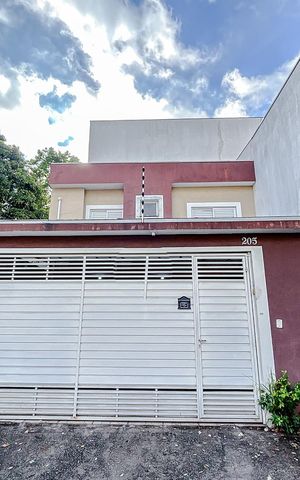 Casa para alugar com 70m², 2 quartos e 2 vagasFachada