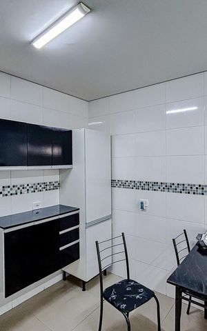 Casa para alugar com 70m², 2 quartos e 2 vagasCozinha