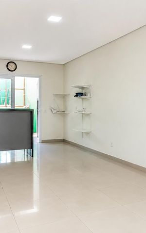 Casa para alugar com 140m², 3 quartos e 2 vagas Casa para alugar com 140m², 3 quartos e 2 vagasSala