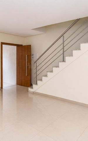 Casa para alugar com 140m², 3 quartos e 2 vagas Casa para alugar com 140m², 3 quartos e 2 vagasSala