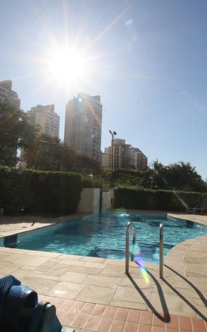 Apartamento para alugar com 85m², 3 quartos e 2 vagasÁrea comum - Piscina
