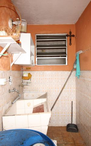 Casa à venda com 160m², 2 quartos e 1 vagaÁrea de Serviço