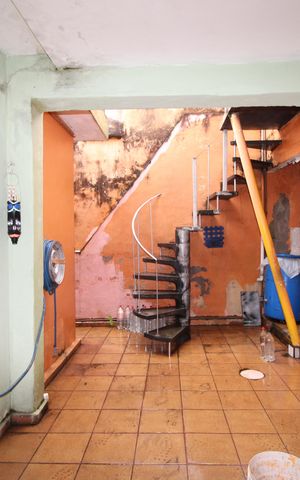 Casa à venda com 160m², 2 quartos e 1 vagaQuintal