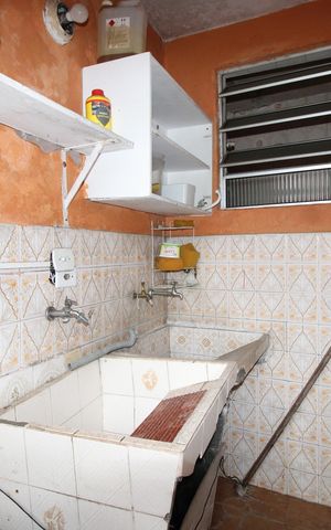 Casa à venda com 160m², 2 quartos e 1 vagaÁrea de Serviço