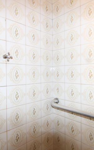 Casa à venda com 160m², 2 quartos e 1 vagaBanheiro