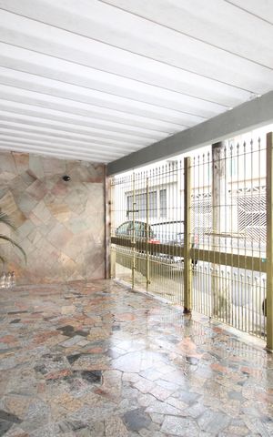Casa à venda com 160m², 2 quartos e 1 vagaGaragem