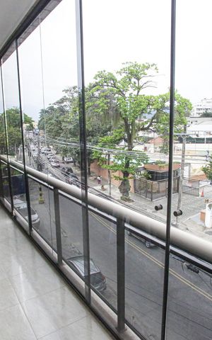Apartamento à venda com 103m², 3 quartos e 2 vagasVaranda da Sala