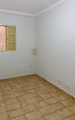 Casa para alugar com 60m², 1 quarto e sem vagaQuarto