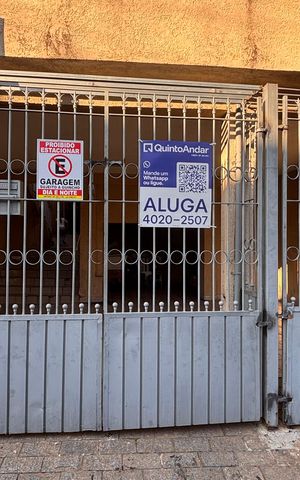 Casa para alugar com 60m², 1 quarto e sem vaga Casa para alugar com 60m², 1 quarto e sem vagaFachada