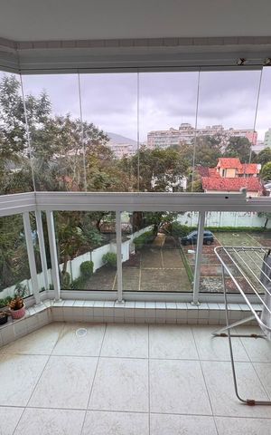 Apartamento à venda com 58m², 2 quartos e 1 vagaVaranda