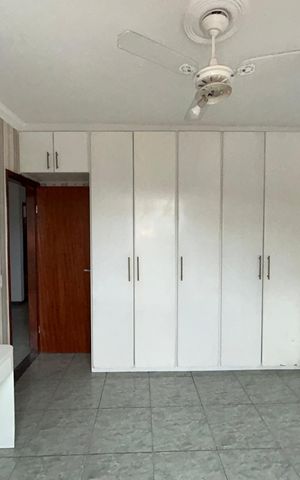 Casa para alugar com 240m², 3 quartos e 2 vagas