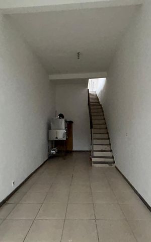 Casa para alugar com 240m², 3 quartos e 2 vagas