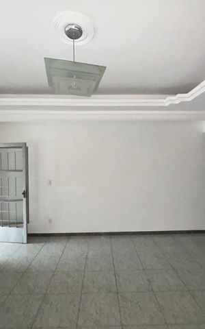 Casa para alugar com 240m², 3 quartos e 2 vagas