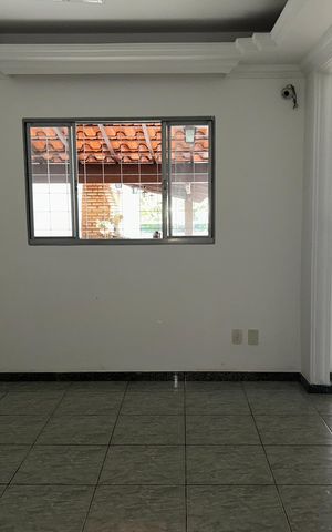 Casa para alugar com 240m², 3 quartos e 2 vagas