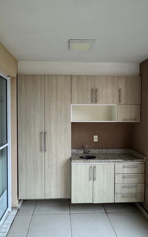 Apartamento para alugar com 70m², 3 quartos e 2 vagas Apartamento para alugar com 70m², 3 quartos e 2 vagasSacada