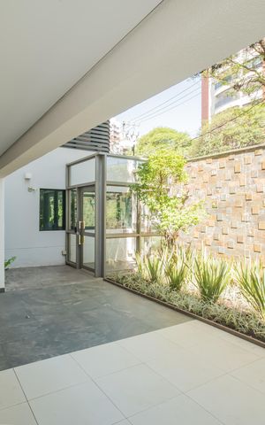 Apartamento à venda com 94m², 3 quartos e 2 vagas Apartamento à venda com 94m², 3 quartos e 2 vagasHall de entrada