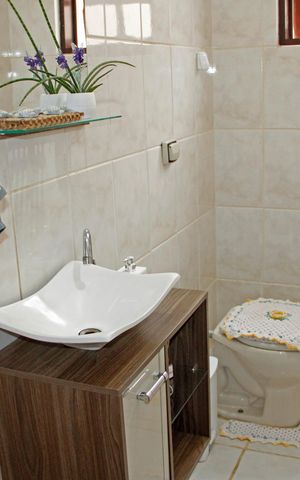 Casa à venda com 870m², 4 quartos e 3 vagasBanheiro 1