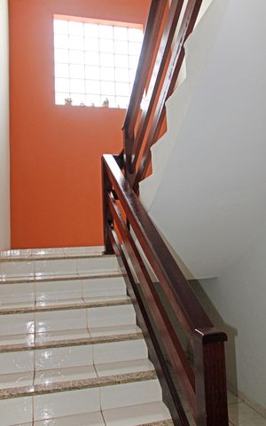 Casa à venda com 870m², 4 quartos e 3 vagasEscada