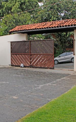Casa à venda com 870m², 4 quartos e 3 vagasGaragem
