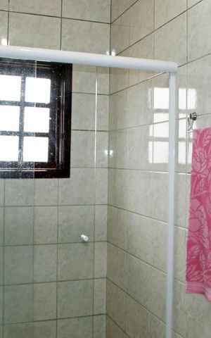 Casa à venda com 870m², 4 quartos e 3 vagasSuíte 1 Banheiro