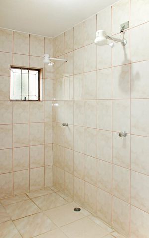 Casa à venda com 870m², 4 quartos e 3 vagasBanheiro Piscina