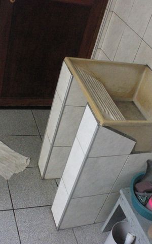 Casa à venda com 170m², 2 quartos e 2 vagasLavanderia