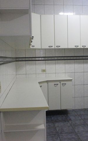 Casa à venda com 170m², 2 quartos e 2 vagasCozinha