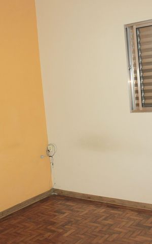Casa à venda com 170m², 2 quartos e 2 vagasQuarto 1