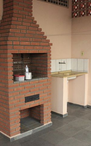 Casa à venda com 170m², 2 quartos e 2 vagasTerraço com churrasqueira