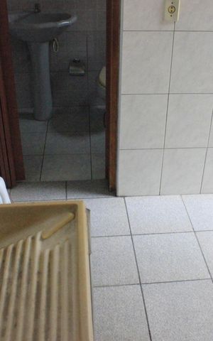 Casa à venda com 170m², 2 quartos e 2 vagasLavanderia