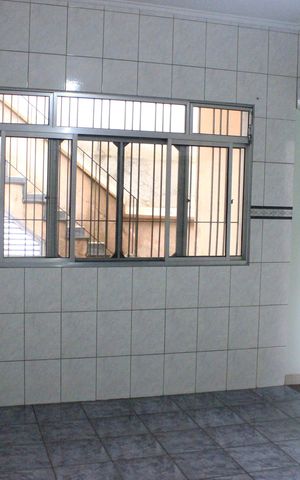 Casa à venda com 170m², 2 quartos e 2 vagasSala de jantar