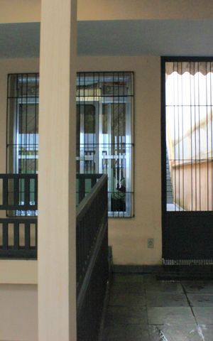 Casa à venda com 170m², 2 quartos e 2 vagasGaragem