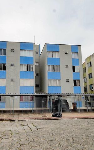 Apartamento para alugar com 62m², 2 quartos e 1 vagaFachada 