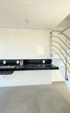 Casa à venda com 89m², 3 quartos e 2 vagas Casa à venda com 89m², 3 quartos e 2 vagasCozinha