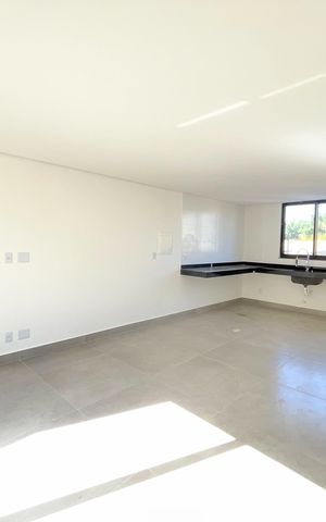 Casa à venda com 90m², 3 quartos e 2 vagas Casa à venda com 90m², 3 quartos e 2 vagasBanheiro 2