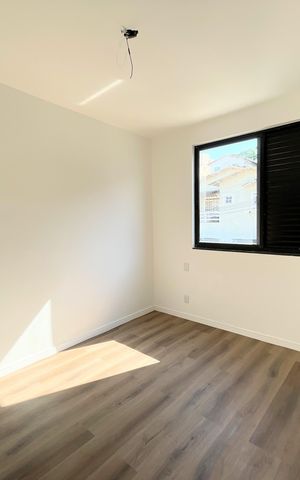 Casa à venda com 90m², 3 quartos e 2 vagas Casa à venda com 90m², 3 quartos e 2 vagasQuarto 1