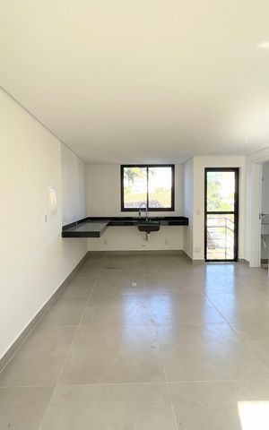 Casa à venda com 90m², 3 quartos e 2 vagas Casa à venda com 90m², 3 quartos e 2 vagasBanheiro 2