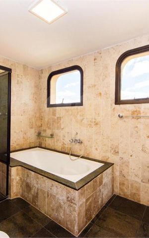Apartamento à venda com 329m², 4 quartos e 4 vagas