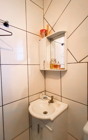 Casa para alugar com 64m², 2 quartos e 1 vaga Casa para alugar com 64m², 2 quartos e 1 vagaBanheiro