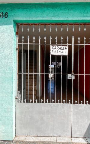Casa para alugar com 64m², 2 quartos e 1 vaga Casa para alugar com 64m², 2 quartos e 1 vagaFachada