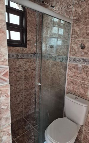 Casa para alugar com 50m², 1 quarto e 1 vaga Casa para alugar com 50m², 1 quarto e 1 vagaBanheiro