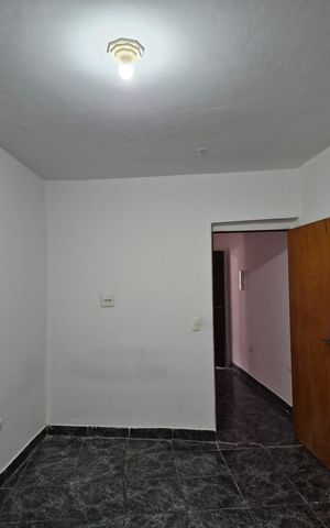Casa para alugar com 50m², 1 quarto e 1 vaga Casa para alugar com 50m², 1 quarto e 1 vagaQuarto