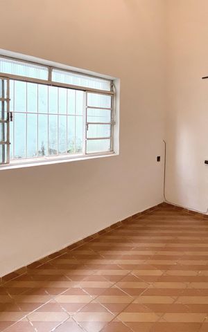 Casa para alugar com 200m², 2 quartos e 1 vaga Casa para alugar com 200m², 2 quartos e 1 vagaSlaa de jantar